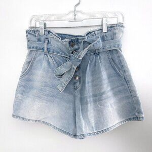 American Eagle High Rise Denim Shorts Button Fly Light Wash Size 8 Mom Fit